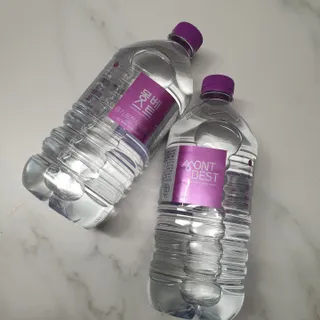 몽베스트 MONTBEST 1L 12입 — 5점을 준 리뷰어가 2022년 2월 올린 사용 사진