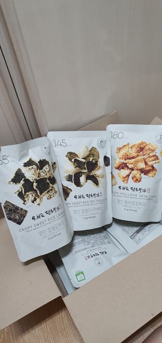 오희숙 전통부각 명인 찹쌀김부각, 찹쌀다시마부각, 황태껍질튀각 총 6봉 — 5점을 준 리뷰어가 2021년 6월 올린 사용 사진