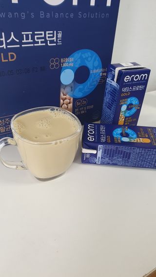 이롬 erom 닥터스 프로틴 골드 — 5점을 준 리뷰어가 2021년 4월 올린 사용 사진