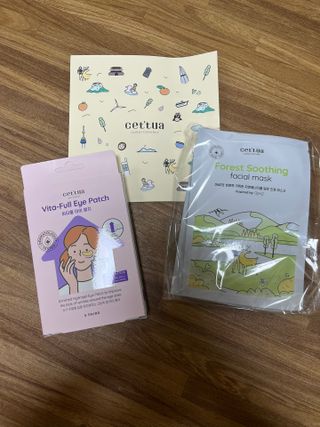 세뚜아(Cettua) [세뚜아] 비타풀 아이 패치 Cettua Vita-Full Eye Patch — 4.5점을 준 리뷰어가 2023년 8월 올린 사용 사진