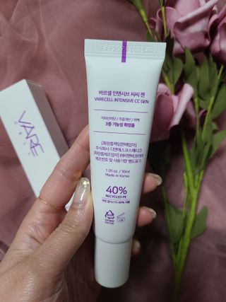 바르셀 톤업선크림 미백 메이크업베이스 CC크림 인텐시브 씨씨 젠 30ml — 5점을 준 리뷰어가 2021년 11월 올린 사용 사진