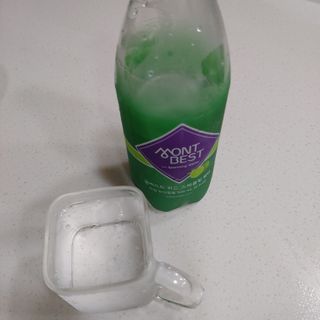몽베스트 Montbest with Sparkling water Lime20병 — 4.5점을 준 리뷰어가 2022년 6월 올린 사용 사진