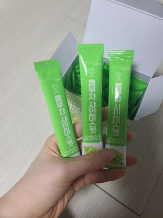 참앤들황토농원 7가지 맛! 탄산 톡톡! 스파클링! 데이앤 콤부차 7종 10포 1박스씩 ★총 7박스★ — 5점을 준 리뷰어가 2023년 2월 올린 사용 사진