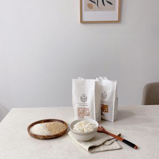 고림상점 풍부한 햇살과 바닷바람이 키우는 강화 교동 쌀 [백미1kg, 현미 1kg] 세트 — 5점을 준 리뷰어가 2021년 12월 올린 사용 사진