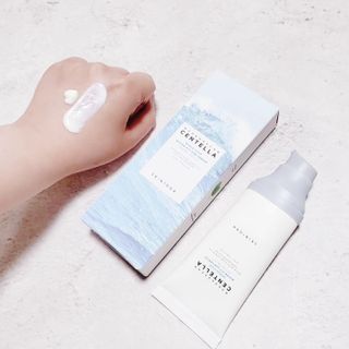 MF[스킨1004] 마다가스카르 센텔라 히알루-시카 워터핏 선세럼 50ml — 5점을 준 리뷰어가 2024년 5월 올린 사용 사진