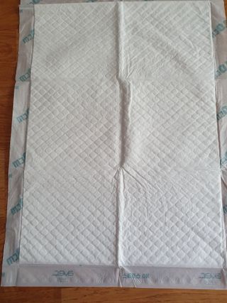 아베크 펫 와이드 프리미엄 중형 애견 강아지 배변 패드 54매 1팩 45g — 5점을 준 리뷰어가 2021년 7월 올린 사용 사진