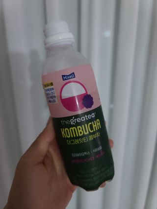 더그레잇티 콤부차 300ml *12개입 (오리지널 6개+베리리치 6개) — 5점을 준 리뷰어가 2022년 7월 올린 사용 사진
