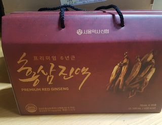 서울약사신협_프리미엄 6년근 홍삼진액_70mlx30포 — 5점을 준 리뷰어가 2021년 3월 올린 사용 사진