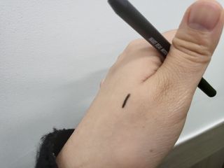 틸디앤 메이크 리얼무드 오토 아이라이너 — 5점을 준 리뷰어가 2021년 12월 올린 사용 사진