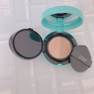 리즐리 씨슬릭 톤업 쿨링 쿠션 15g — 5점을 준 리뷰어가 2021년 8월 올린 사용 사진