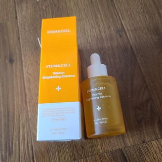 체르엠 스템앤셀 비타민 브라이트닝 에센스 30ml 1개 — 5점을 준 리뷰어가 2021년 11월 올린 사용 사진
