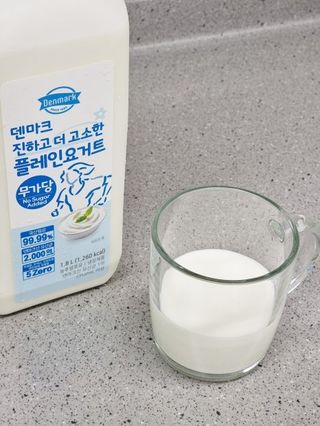 프리_[덴마크] 진하고 더 고소한 플레인 요거트 1.8L — 4점을 준 리뷰어가 2025년 5월 올린 사용 사진
