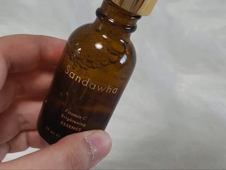 스킨큐어 산다화 비타민c 화이트닝 에센스 30ml — 5점을 준 리뷰어가 2023년 12월 올린 사용 사진
