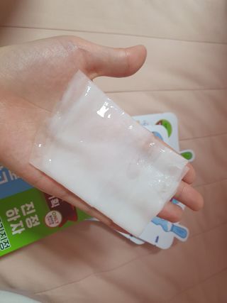 메디힐 올리브영 1등 마스크팩 워터마이드팩 2매 + 티트리팩 2매 기획세트 — 5점을 준 리뷰어가 2021년 3월 올린 사용 사진