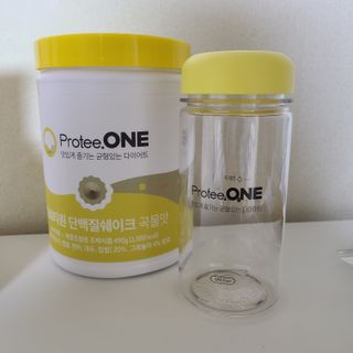 프로티원 단백질쉐이크 곡물맛 2주분 1통+보틀 — 4점을 준 리뷰어가 2021년 5월 올린 사용 사진