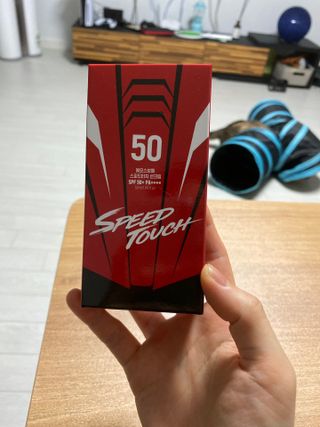 약손명가코스메틱 에오스보떼 스피드터치 선크림 50ml — 4점을 준 리뷰어가 2021년 8월 올린 사용 사진
