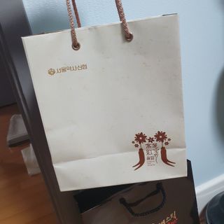 서울약사신협_투데이홍삼정플러스스틱_10g x 30포 — 5점을 준 리뷰어가 2021년 6월 올린 사용 사진