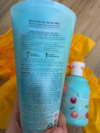 [후르디아] 과즙 뿜뿜_체리 바디워시+바디에센스 세트 — 5점을 준 리뷰어가 2020년 12월 올린 사용 사진