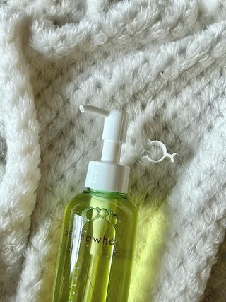 스킨큐어 산다화 순한 클렌징 동백 오일 200ml — 4점을 준 리뷰어가 2023년 12월 올린 사용 사진