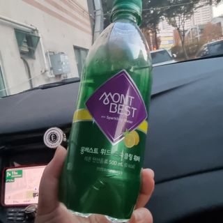 몽베스트 Montbest with Sparkling water Lemon OR Lime 20병(랜덤) — 5점을 준 리뷰어가 2022년 11월 올린 사용 사진