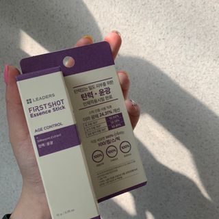 리더스코스메틱 리더스 퍼스트 샷 에센스 스틱 2종 — 4.5점을 준 리뷰어가 2022년 3월 올린 사용 사진