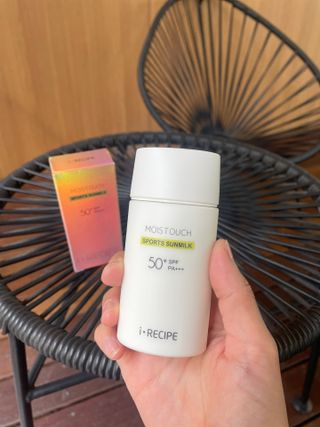 아이레시피 모이스트터치 스포츠 선밀크 50ml (SPF50+ PA+++) — 5점을 준 리뷰어가 2023년 6월 올린 사용 사진
