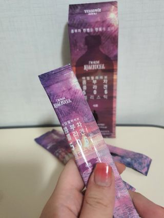 엘리샤코이 아임얼라이브 콤부차 콜라겐 506 스틱젤리 석류 — 2점을 준 리뷰어가 2021년 6월 올린 사용 사진