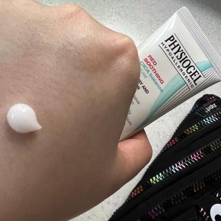 피지오겔 레드수딩 시카밸런스 크림 50ml — 5점을 준 리뷰어가 2022년 4월 올린 사용 사진