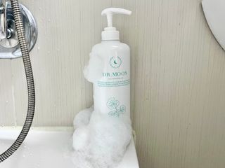 [닥터문] 센텔라 시카케어 화이트머스크 바디워시 1000ml — 5점을 준 리뷰어가 2023년 6월 올린 사용 사진