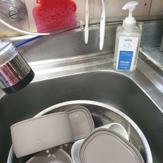 위케어 천연 주방세세, 에어프라이어세제, 다목적세정제, 발포텀블러세정제 — 5점을 준 리뷰어가 2021년 2월 올린 사용 사진