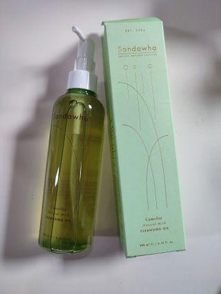 스킨큐어 산다화 순한 클렌징 동백 오일 200ml — 4점을 준 리뷰어가 2023년 4월 올린 사용 사진