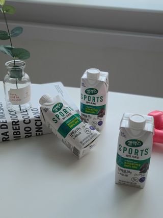 셀렉스스포츠 셀렉스 스포츠 드링크 초콜릿 _ 330ml x 12팩 — 5점을 준 리뷰어가 2021년 12월 올린 사용 사진