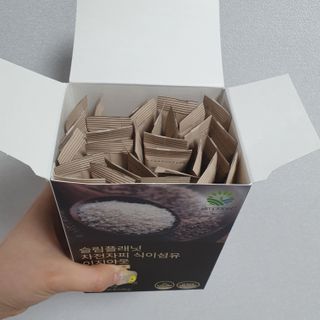 슬림플래닛 차전자피 식이섬유 이지아웃 — 4점을 준 리뷰어가 2021년 4월 올린 사용 사진