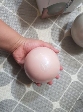 트라택 쿠셔닝 웨이트볼 0.5kg + 1kg SET — 5점을 준 리뷰어가 2022년 6월 올린 사용 사진