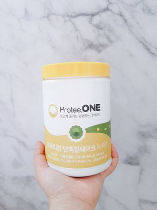 프로티원 단백질쉐이크 녹차맛 2주분 1통+보틀 — 5점을 준 리뷰어가 2021년 3월 올린 사용 사진