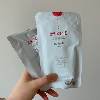 클린24시간 1BOX(5포) + 전용보틀(500ml) — 5점을 준 리뷰어가 2022년 8월 올린 사용 사진