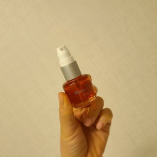 유니베르소 로즈힙 오일 15ml — 2점을 준 리뷰어가 2021년 4월 올린 사용 사진