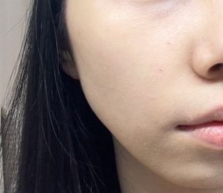 [툴앤썸] 메이크업 브러시로 바르고 호빵 스펀지로 클렌징하는 A-Z 뷰티툴 5종 — 4점을 준 리뷰어가 2021년 1월 올린 사용 사진