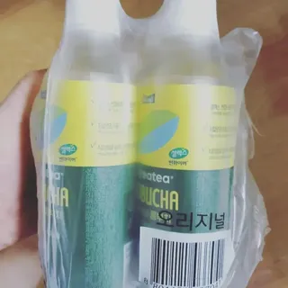 더그레잇티 콤부차 [매일유업] 더그레잇티 44kcal 콤부차 300ml *12개입 (오리지널 6개+베리리치 6개) — 4.5점을 준 리뷰어가 2023년 8월 올린 사용 사진