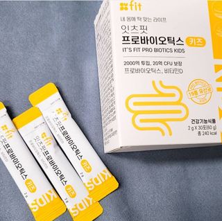 잇츠핏 프로바이오틱스 키즈 유산균 — 5점을 준 리뷰어가 2021년 3월 올린 사용 사진