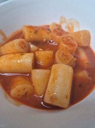 나우  [요리궁리] 매콤달콤 꽃떡볶이 6개입 세트 — 5점을 준 리뷰어가 2025년 1월 올린 사용 사진