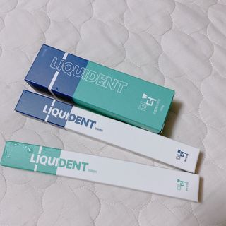 리퀴덴트 오랄케어 온가족용 리퀴덴트 더더 오랄케어 무불소 치약 + 임상시험완료 이중 미세 엠보싱 칫솔 올데이세트 — 5점을 준 리뷰어가 2021년 1월 올린 사용 사진