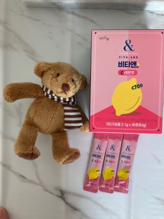 비타앤C 레몬맛, 망고맛 — 5점을 준 리뷰어가 2021년 6월 올린 사용 사진