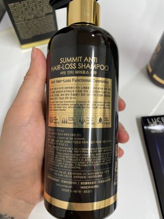 썸헤어 / SUMHAIR 썸헤어  써밋 안티 헤어로스 샴푸+트리트먼트 — 5점을 준 리뷰어가 2021년 6월 올린 사용 사진