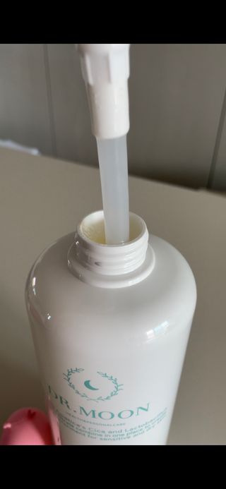 [닥터문] 센텔라 시카케어 화이트머스크 바디워시 1000ml — 5점을 준 리뷰어가 2023년 6월 올린 사용 사진