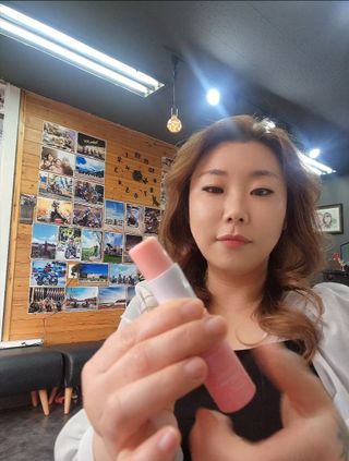 스킨큐어 산다화 카멜리아 안티 링클 멀티밤 — 5점을 준 리뷰어가 2023년 1월 올린 사용 사진