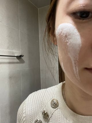 소담스퀘어 상암 [아멍코스메틱] 러뷰 리얼스킨 파룰 효소 파우더 워시 — 5점을 준 리뷰어가 2022년 12월 올린 사용 사진