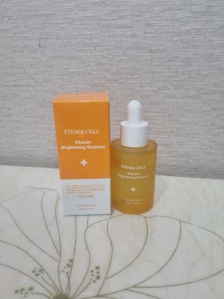 체르엠 스템앤셀 비타민 브라이트닝 에센스 30ml 1개 — 5점을 준 리뷰어가 2021년 10월 올린 사용 사진