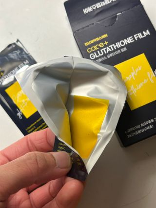 [경남제약헬스케어] 케어플러스 글루타치온 필름 325mg X 30매 — 5점을 준 리뷰어가 2023년 4월 올린 사용 사진