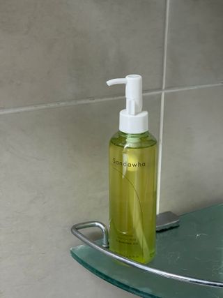 스킨큐어 산다화 순한 클렌징 동백 오일 200ml — 4.5점을 준 리뷰어가 2023년 3월 올린 사용 사진